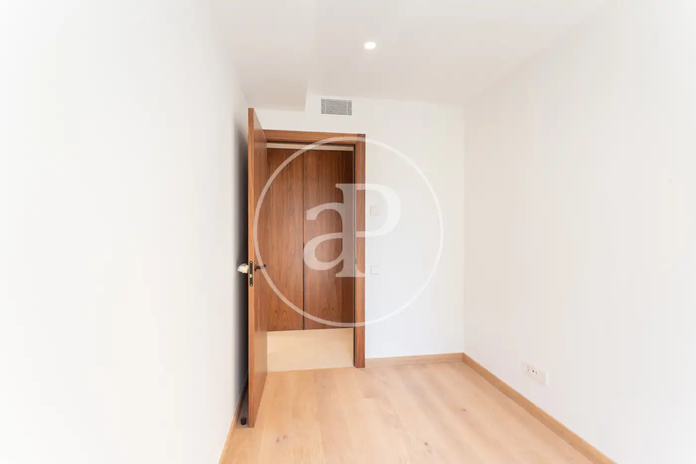 Habitación de Ático en venta en Sant Cugat del Vallès con Aire acondicionado, Calefacción y Terraza