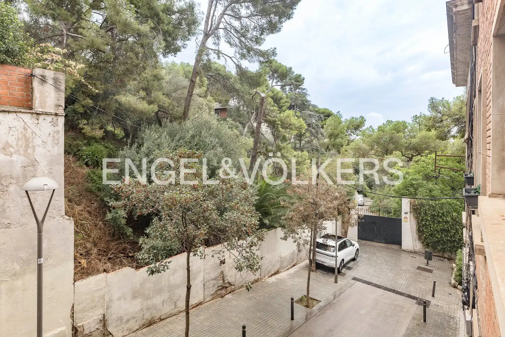 Vista exterior de Piso en venta en Sarrià - Sant Gervasi