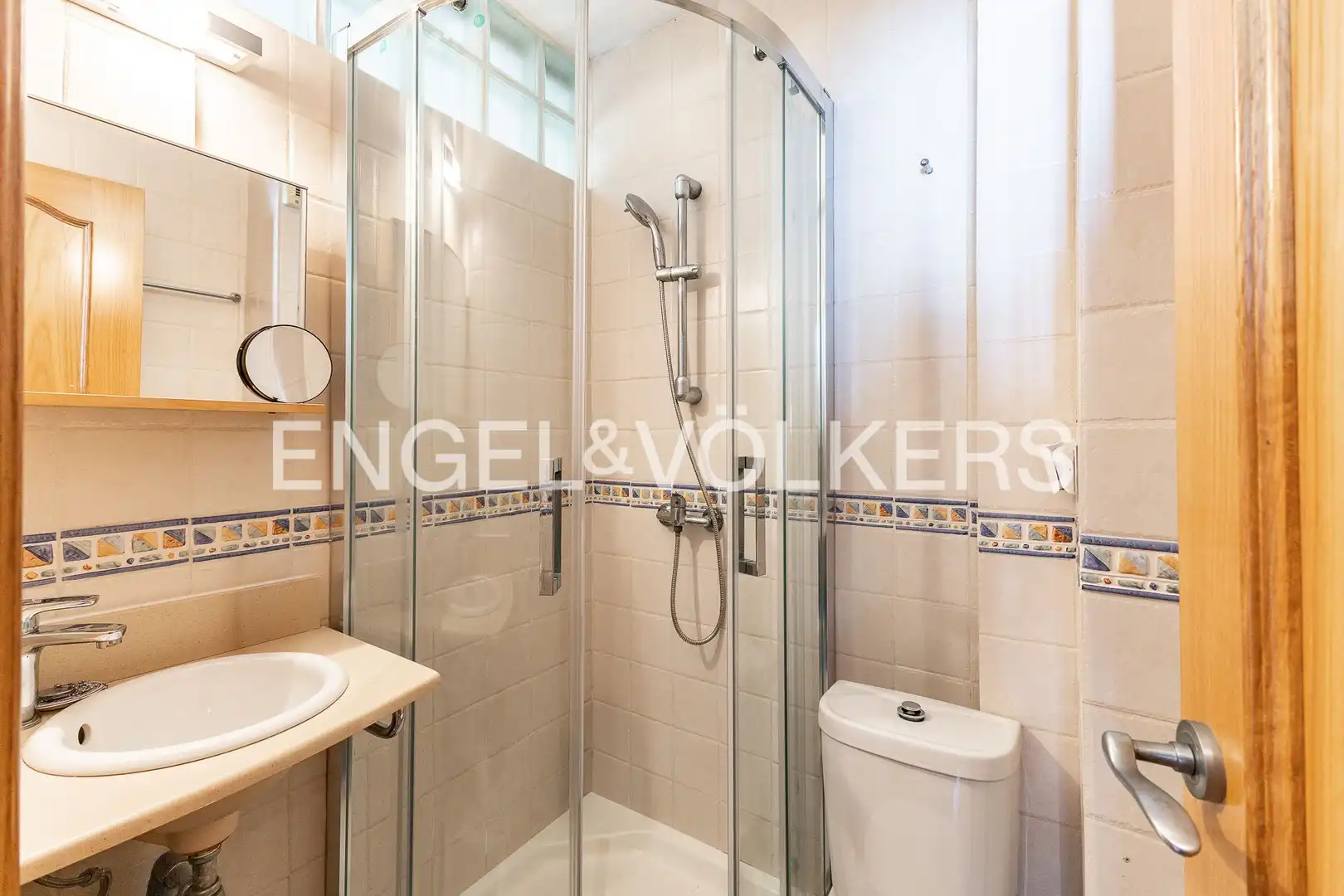 Bathroom of Flat for sale in Sant Andreu de Llavaneres  with Heating, Parquet flooring and Terrace