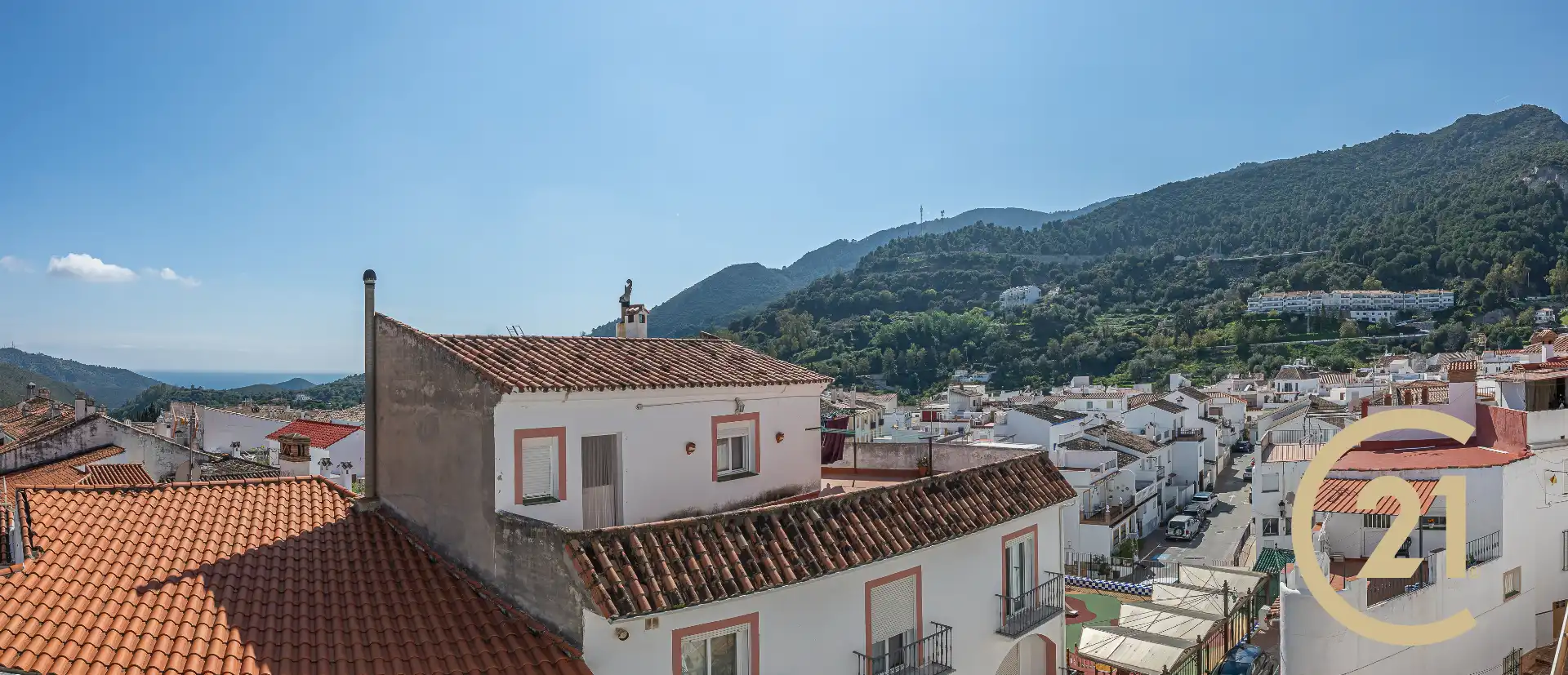 Vista exterior de Ático en venta en Ojén con Parquet, Amueblado y Horno