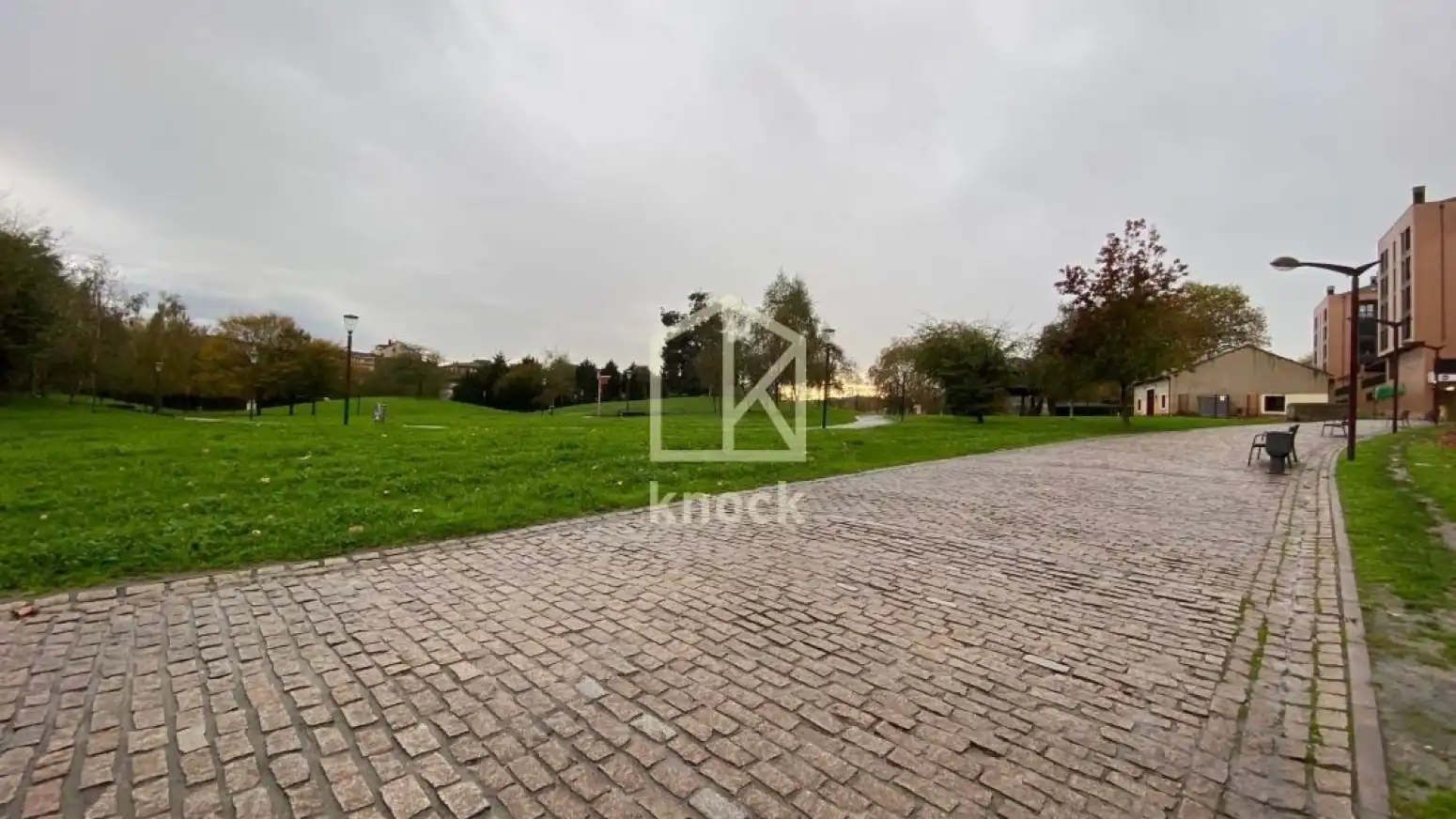 Flat for rent in Gijón - Calle Concejo de Villayón, Jove