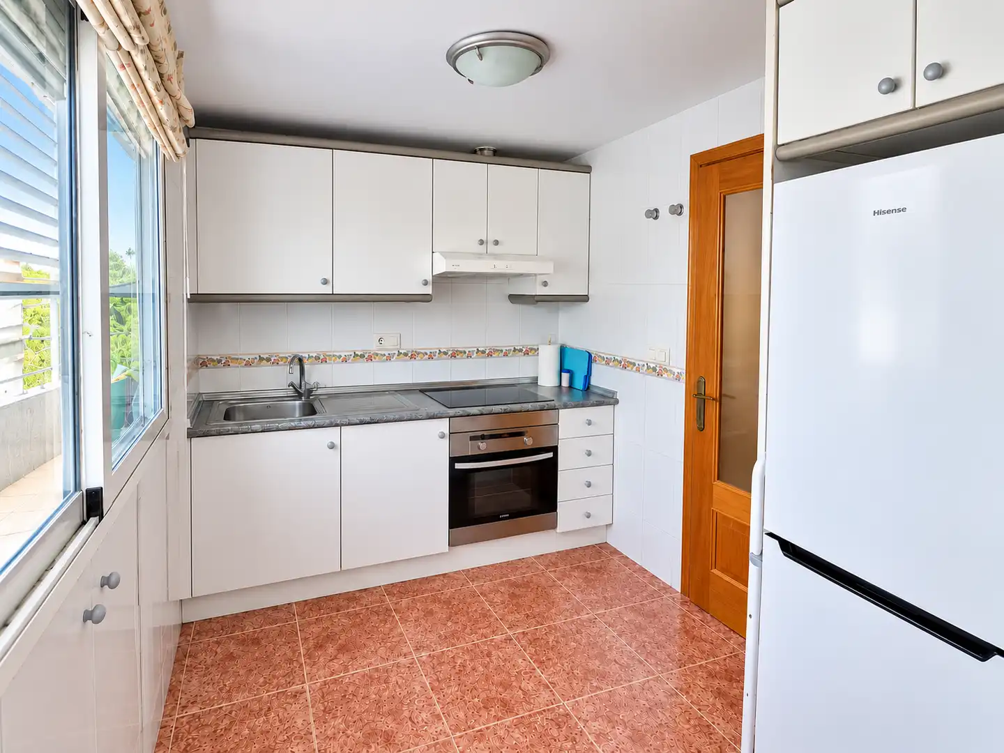 Cuina de Apartament en venda en Benidorm amb Aire condicionat, Terrassa i Moblat