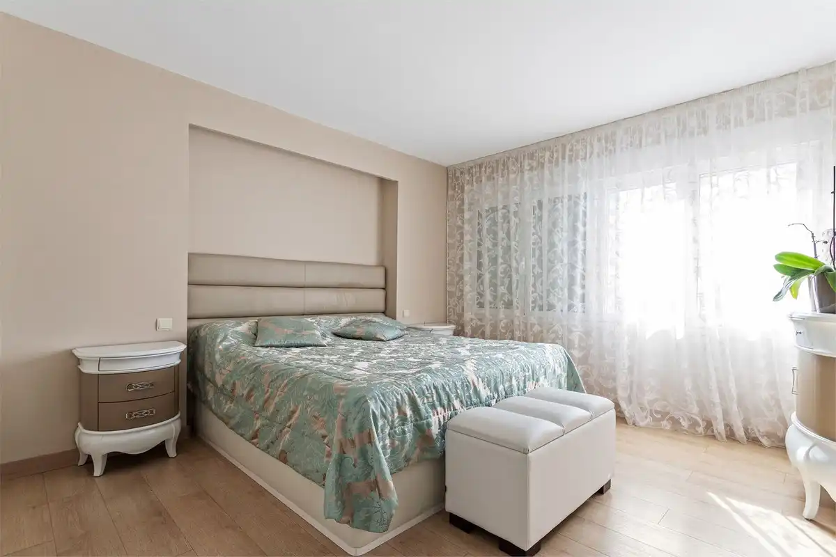 Habitación de Casa adosada en venta en Benalmádena con Amueblado