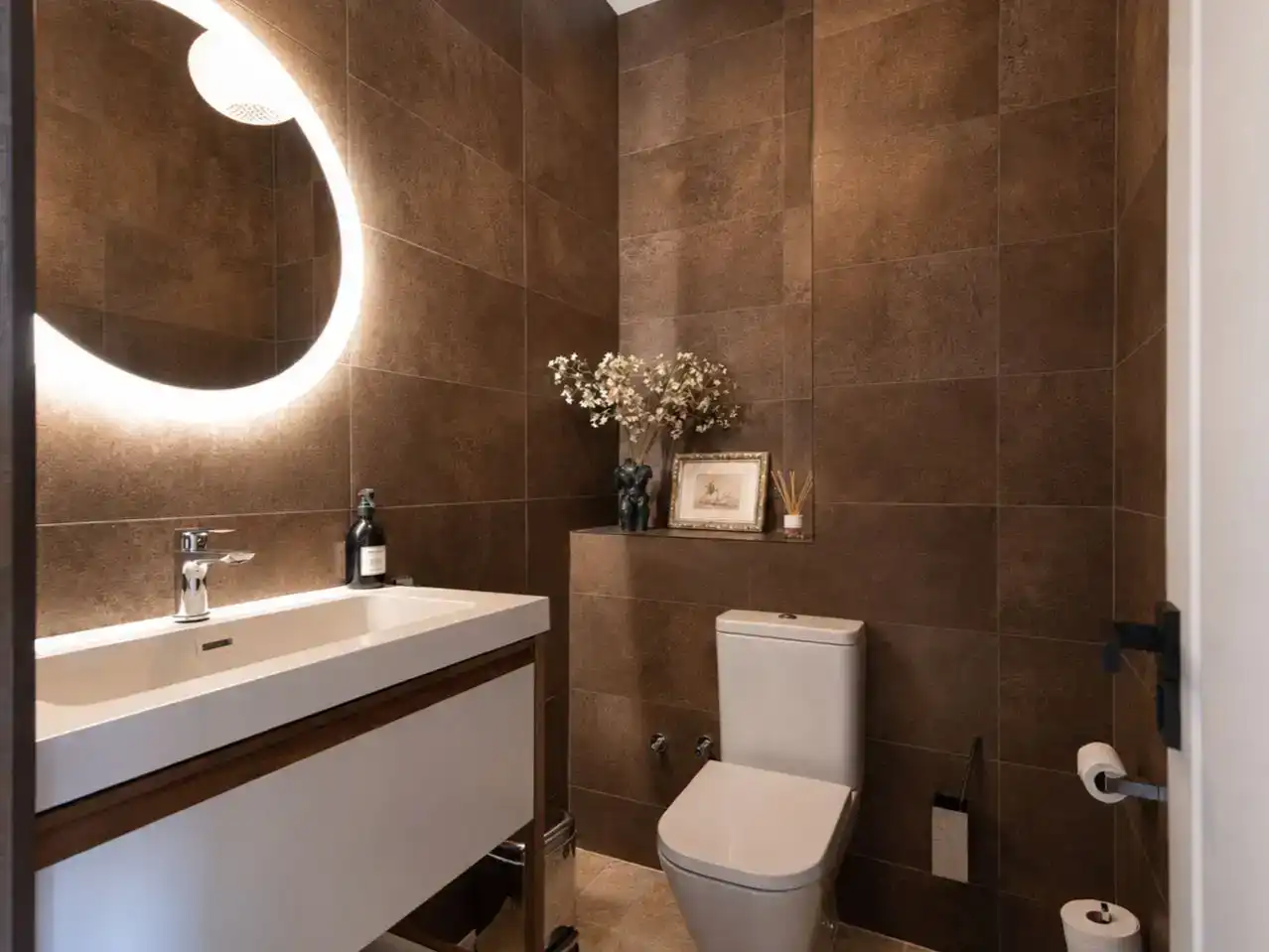 Baño de Piso en venta en Aljaraque con Aire acondicionado, Jardín privado y Trastero