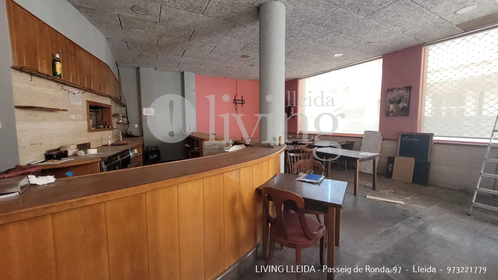 Local en venda en Cubelles amb Aire condicionat, Calefacció i Terrassa
