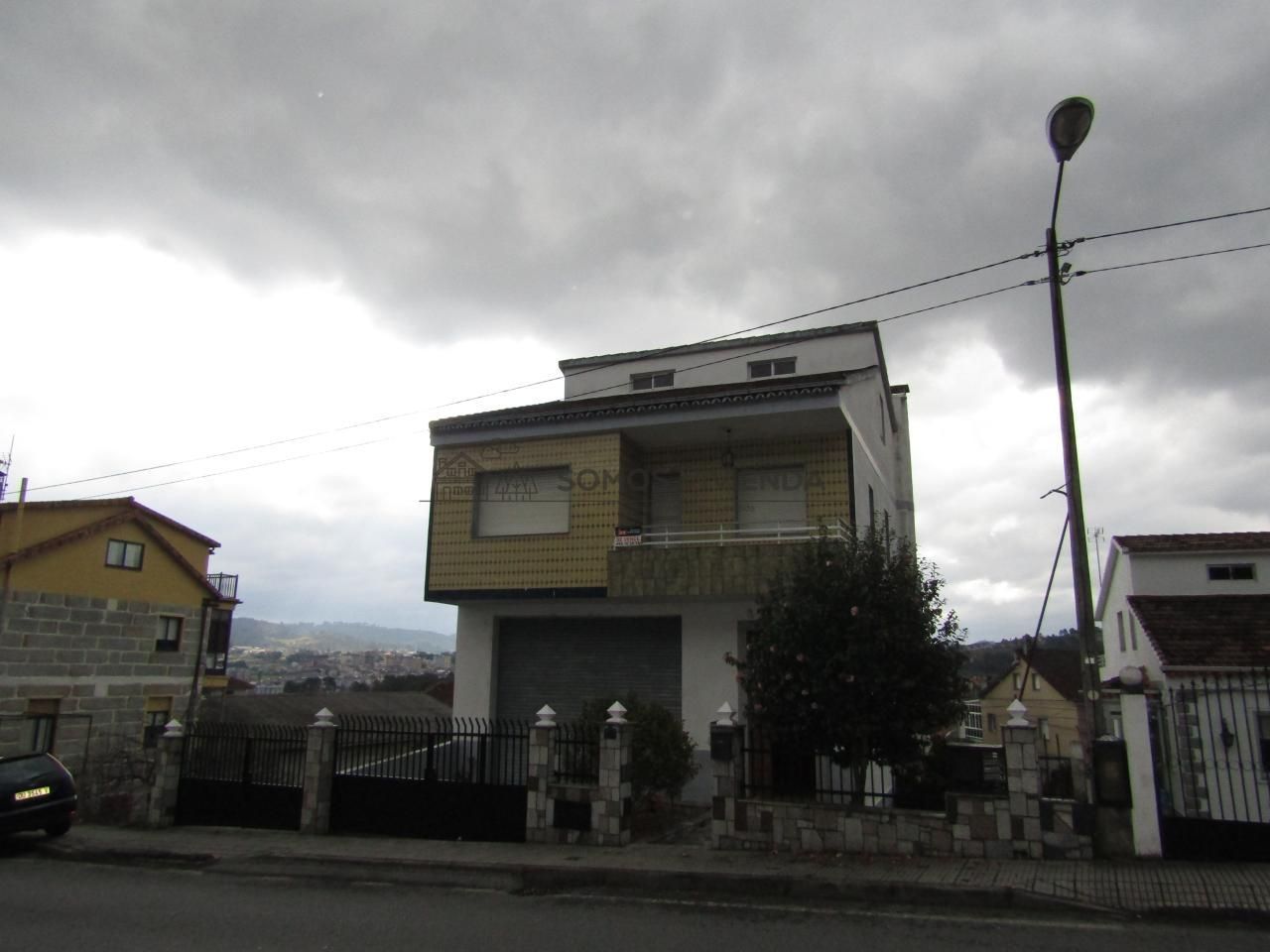 Vista exterior de Casa o chalet en venta en Ourense Capital  con Calefacción, Jardín privado y Balcón