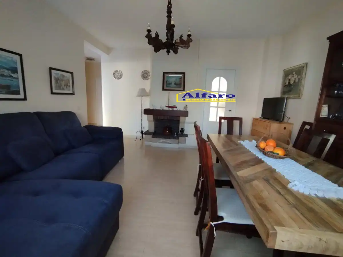 Sala d'estar de Casa o xalet en venda en Almonte amb Jardí privat, Terrassa i Traster