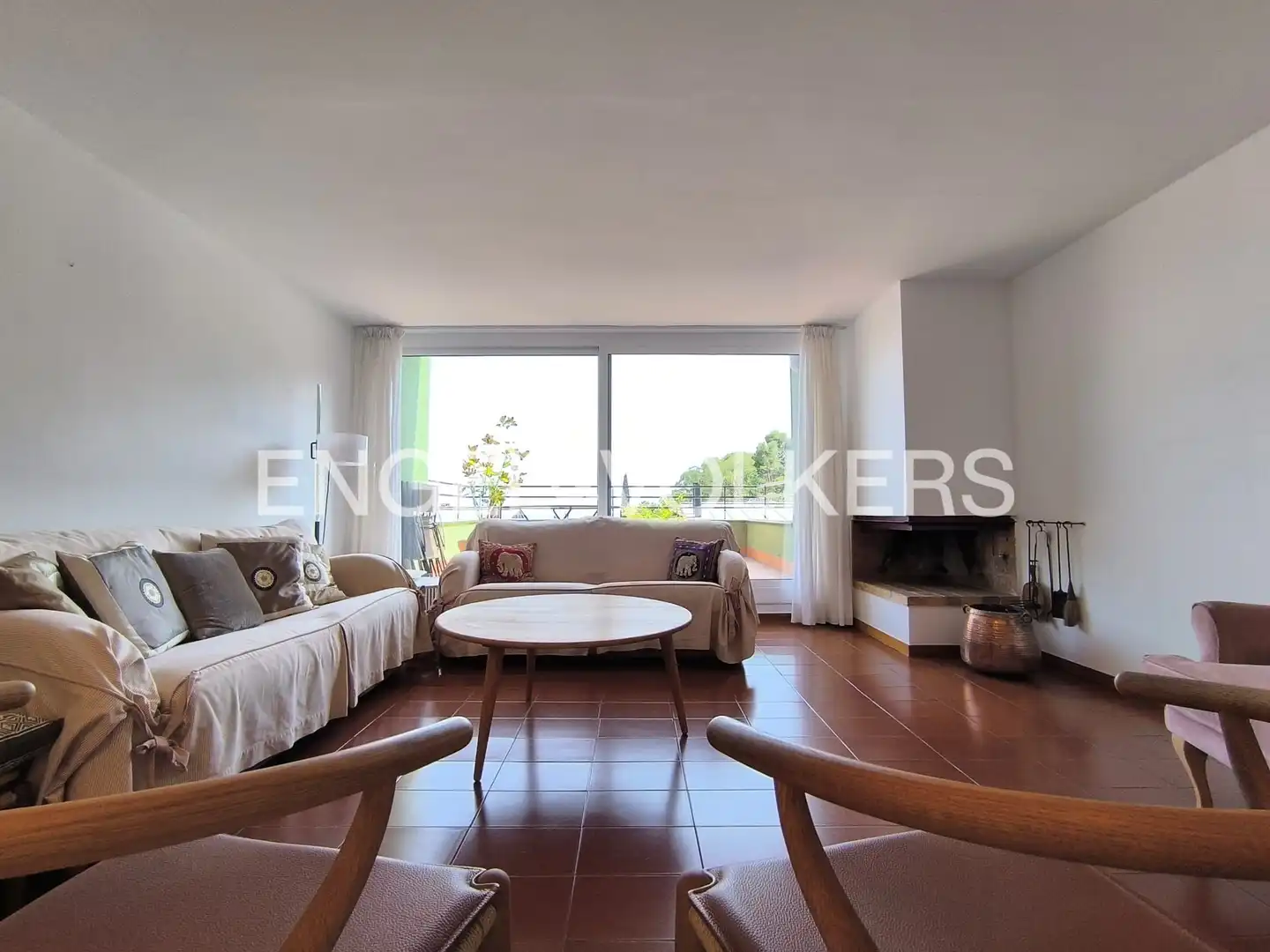 Wohnzimmer von Einfamilien-Reihenhaus zur Miete in Barcelona mit Heizung, Terrasse und Schwimmbad