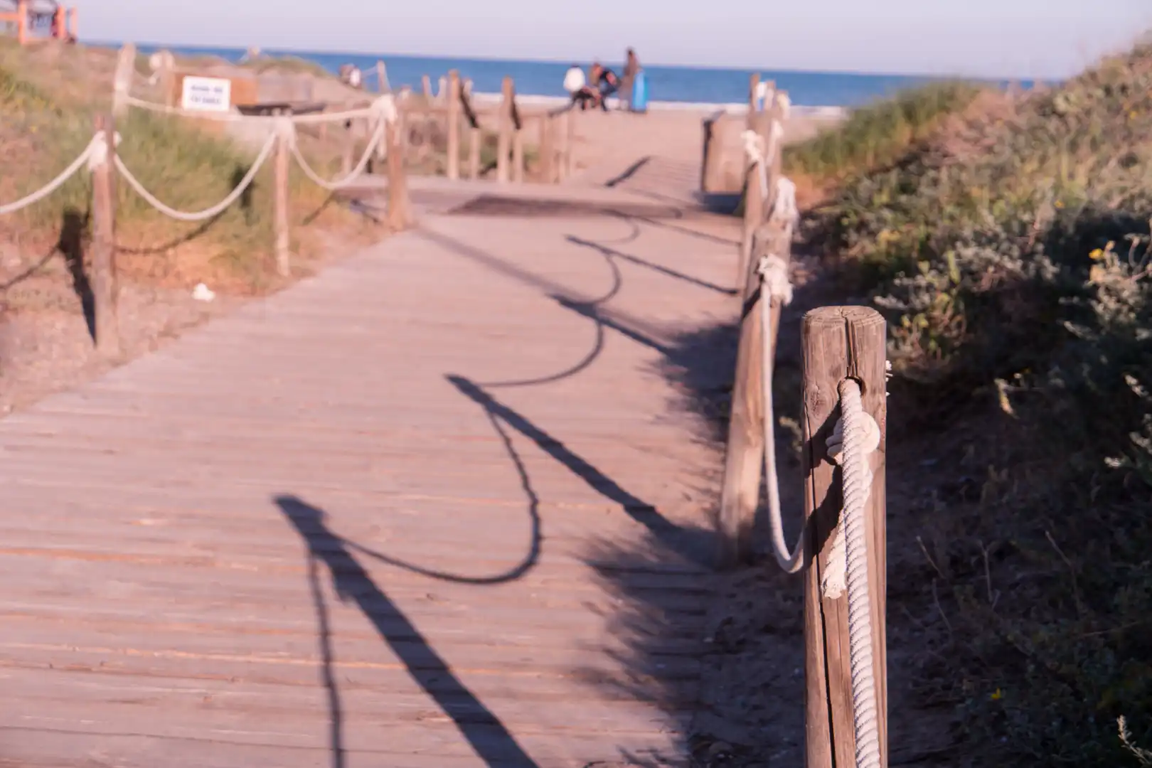 Vista exterior de Apartamento en venta en Canet d'En Berenguer con Terraza, Amueblado y Piscina comunitaria