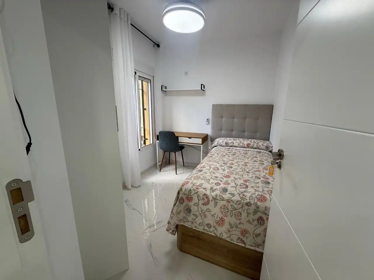 Habitación de Piso de alquiler en Córdoba con Aire acondicionado, Calefacción y Amueblado