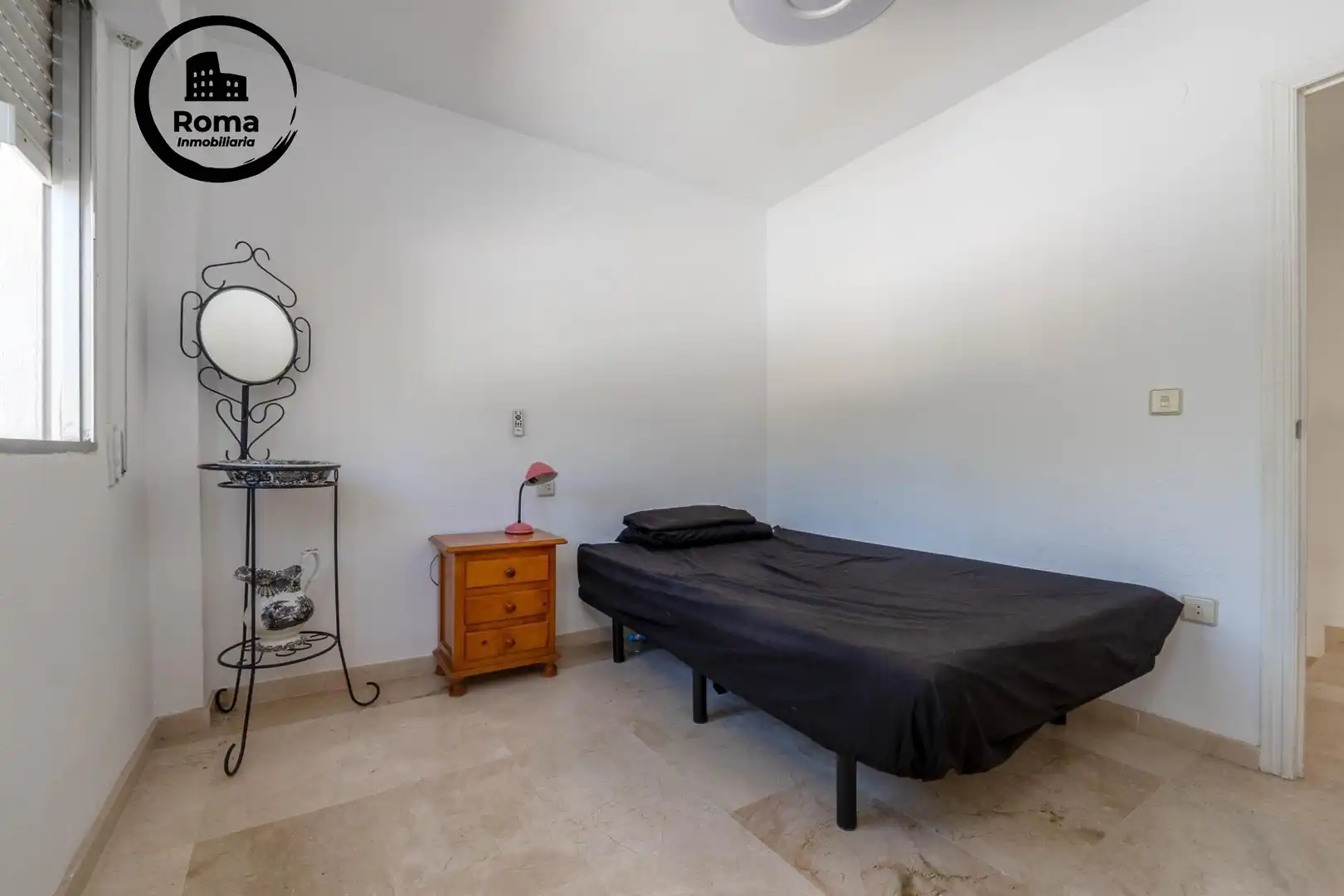 Bedroom of Houses for sale in Almuñécar  with Community pool