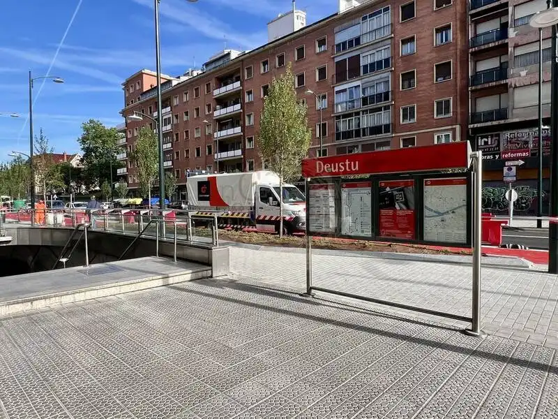 Parkplatz von Wohnung zur Miete in Bilbao  mit Heizung, Ofen und Waschmaschine