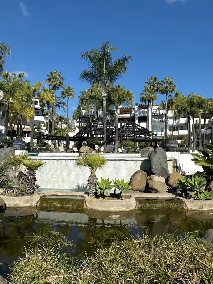 Vista exterior de Apartamento en venta en Marbella con Calefacción, Terraza y Trastero