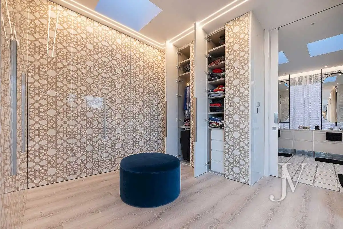 Bedroom of Houses for sale in Madrid  with Air Conditioner, Heating and Private garden