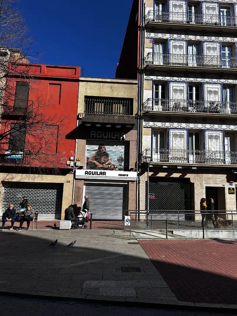 Gebäude zum Verkauf in Terrassa