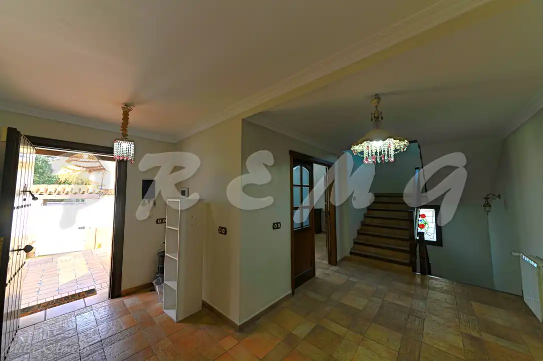 Houses for sale in Los Pinos