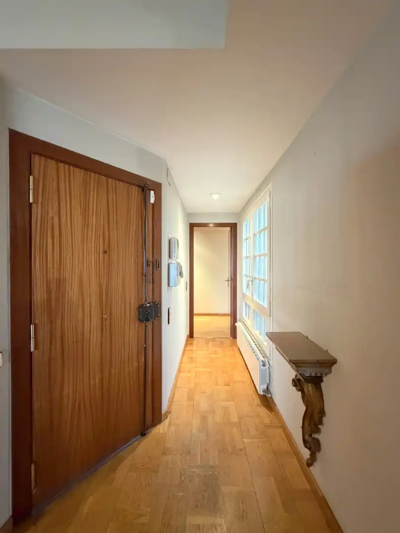 Flat with terrace for sale in Plaça de la Corona, imagen 37