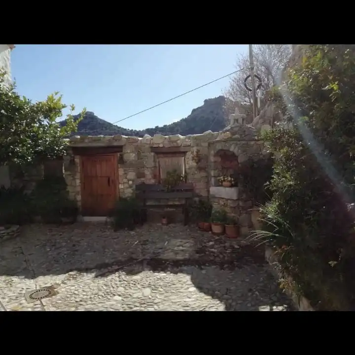 Jardín de Finca rústica en venta en Villaluenga del Rosario con Jardín privado, Terraza y Amueblado