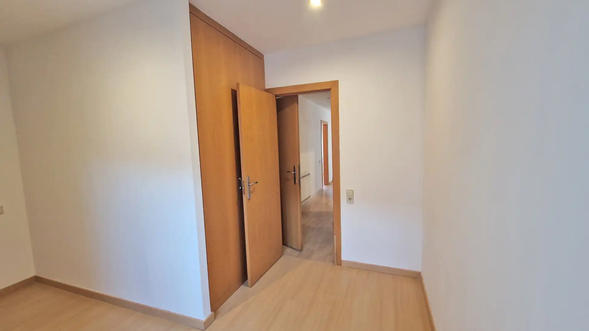 Flat for rent in Rosselló  with Air Conditioner, Heating and Parquet flooring