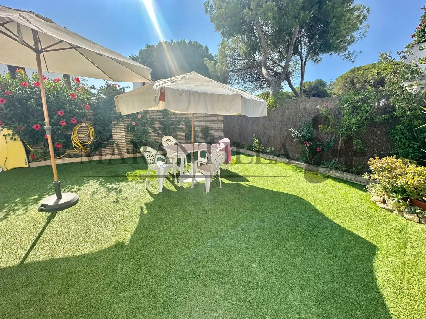 Chalet con jardín en venta en Urbasur, imagen 3