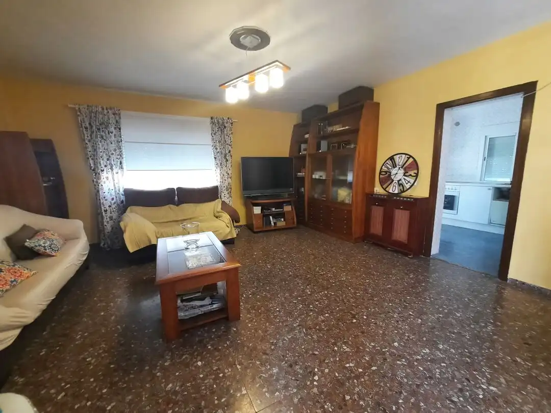 Wohnzimmer von Haus oder Chalet zum Verkauf in Escalona mit Heizung, Privatgarten und Abstellraum