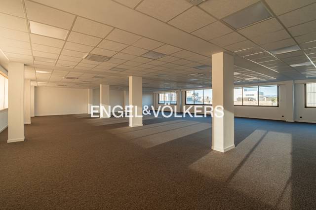 Oficina en Alquiler en Sant Domènec