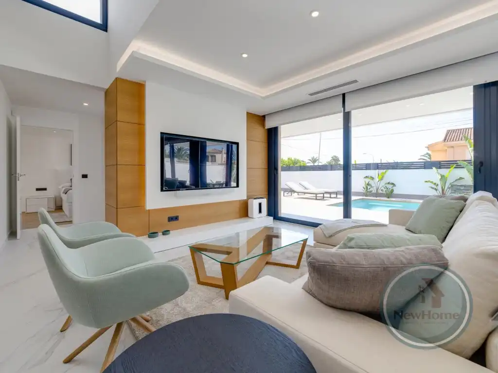 Casa o chalet en venta en Calle Pico Del Puig Campana, Rojales