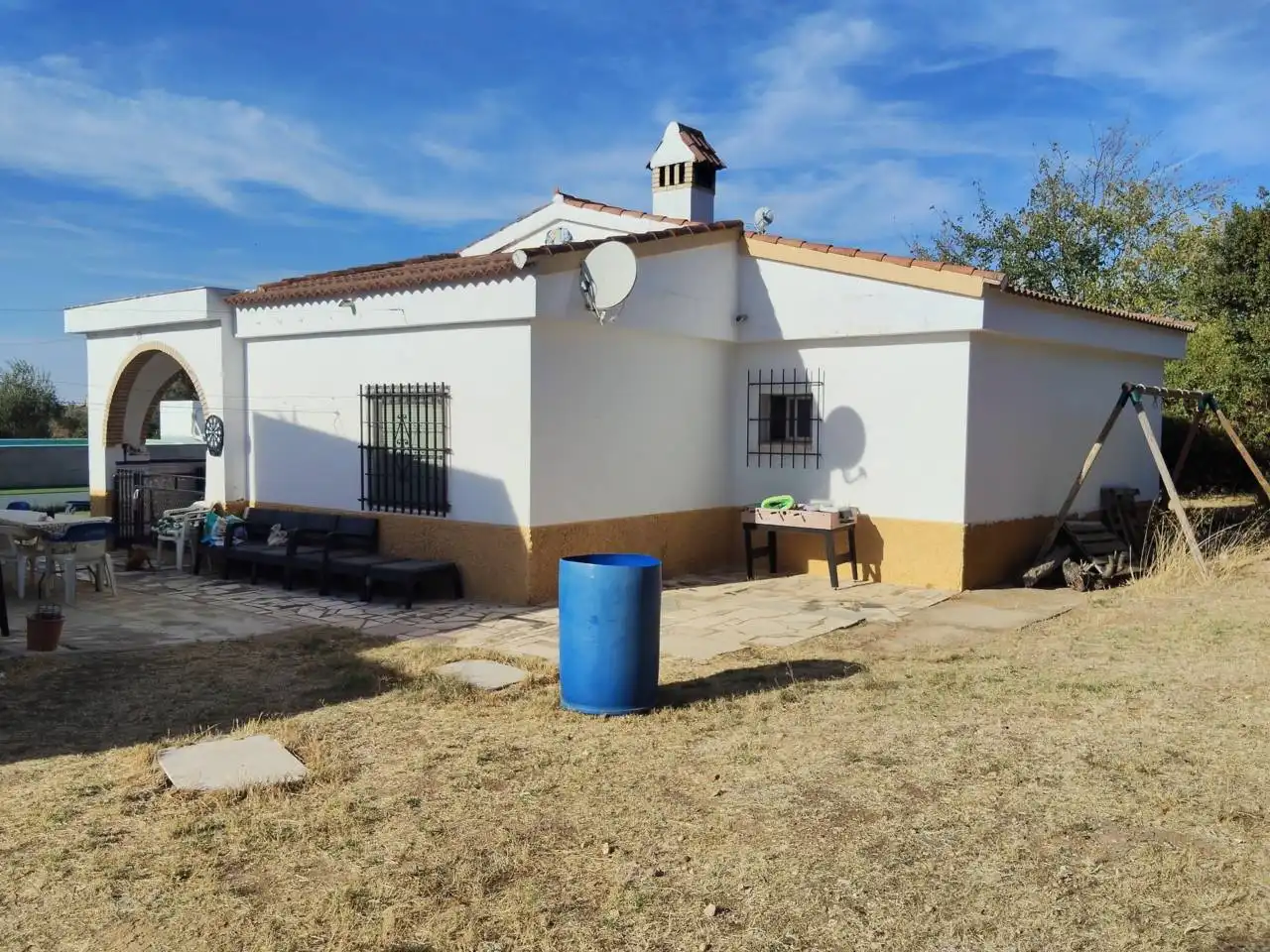 Villa con piscina in vendita a Urbanizacion Arrobones, imagen 3