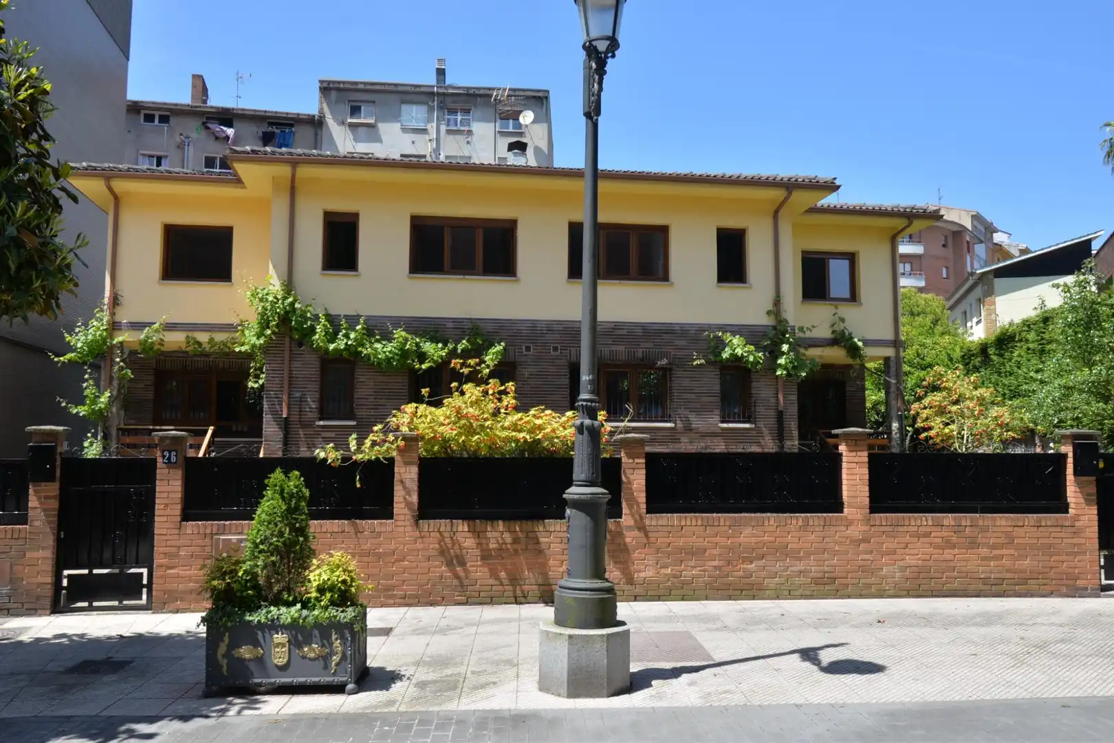 Exterior view of Houses for rent in Oviedo   with Terrace and Storage room