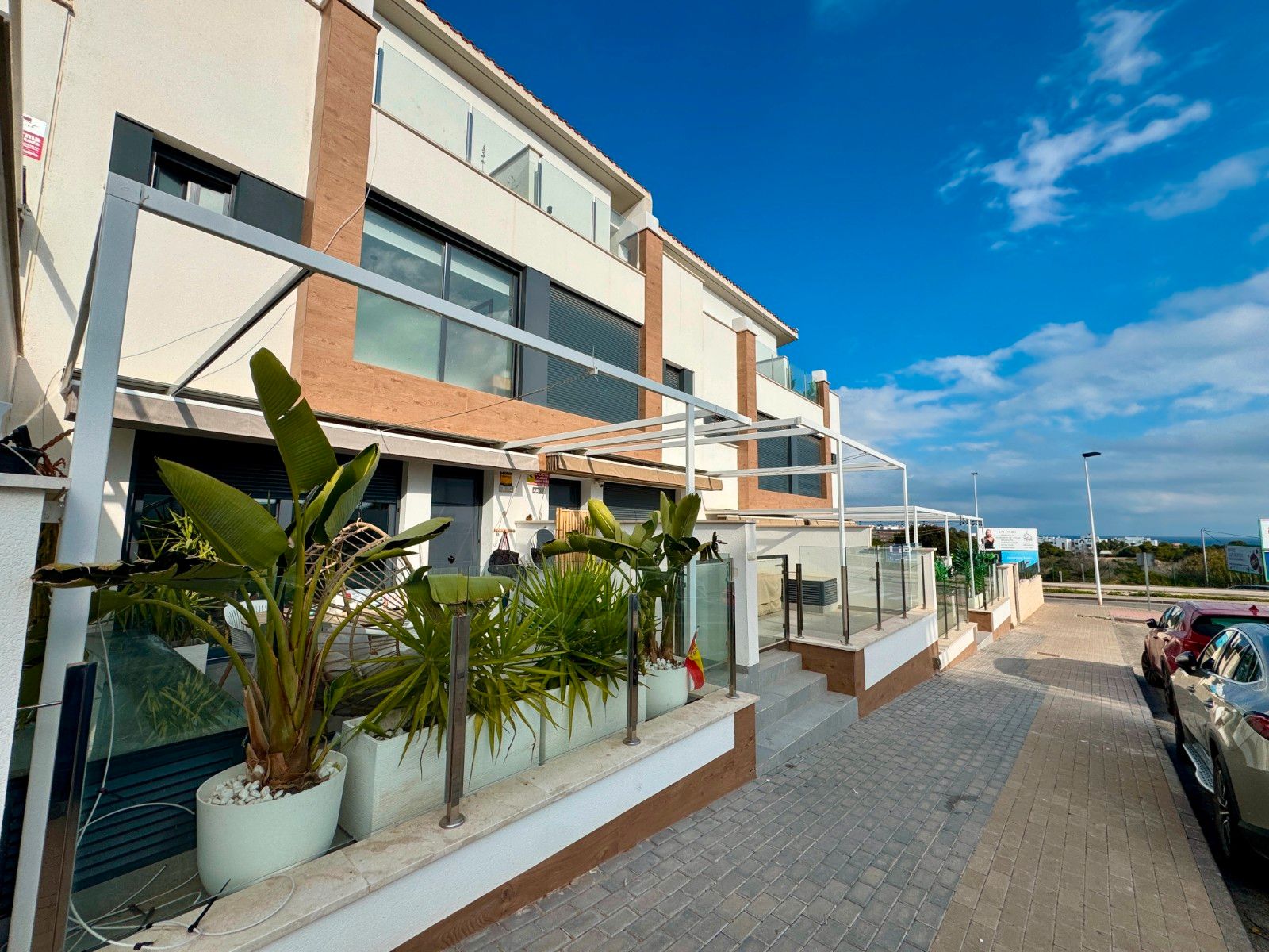 Vista exterior de Casa o chalet en venta en Guardamar del Segura con Aire acondicionado, Terraza y Trastero