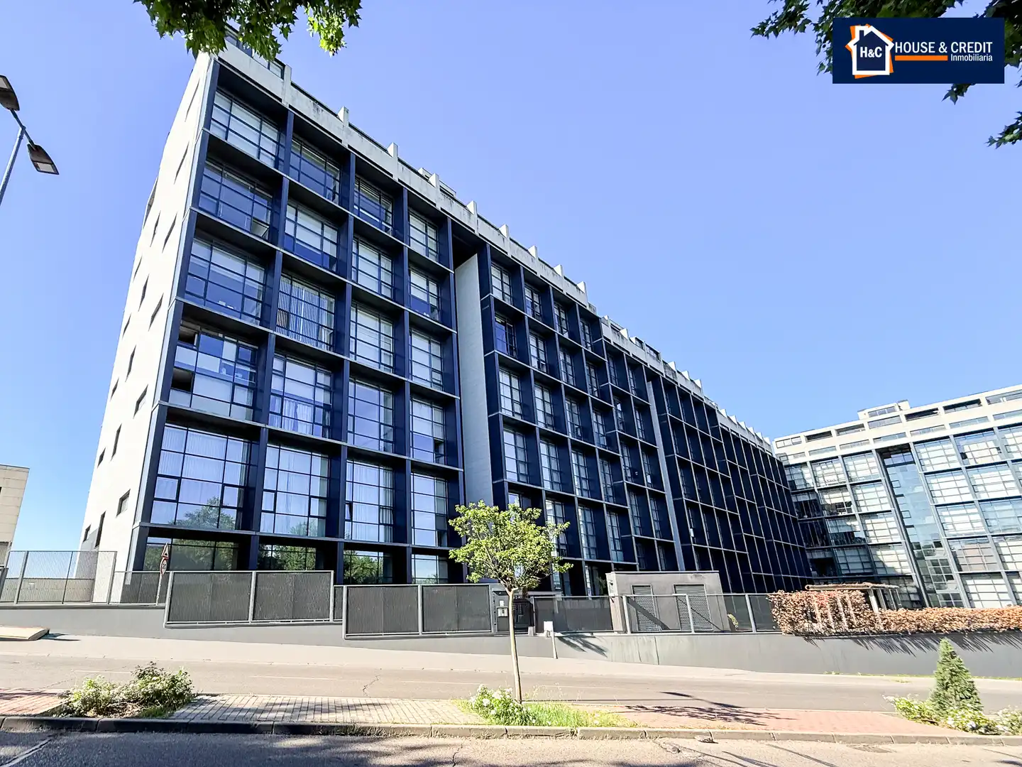 Exterior view of Lofts for sale in San Sebastián de los Reyes  with Air Conditioner, Heating and Community pool