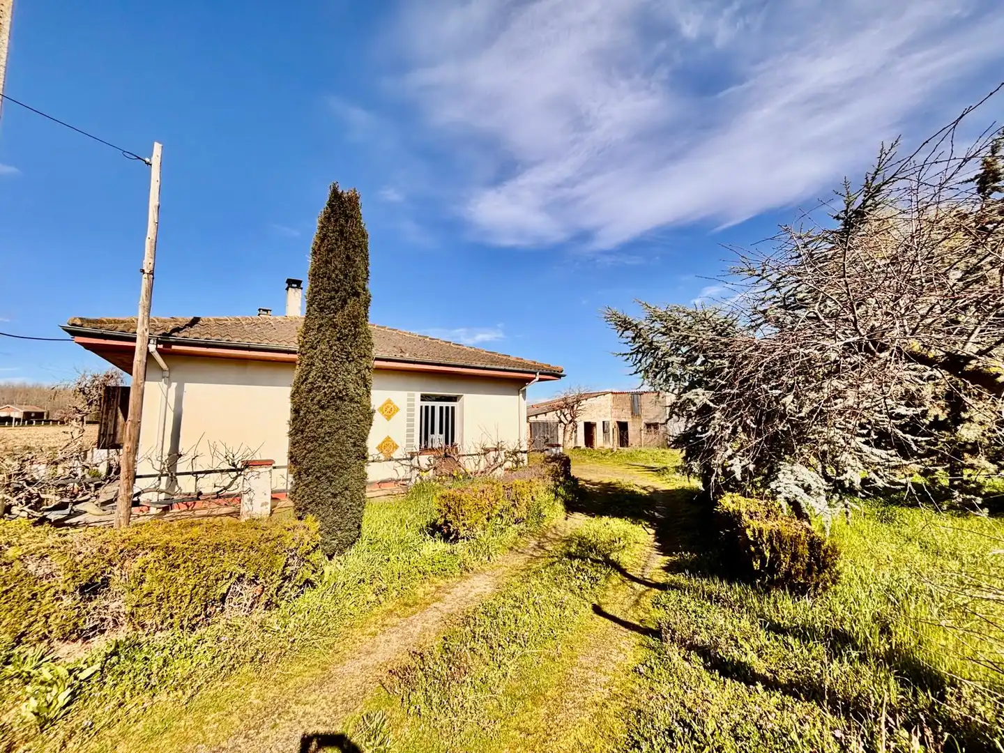 Vista exterior de Casa o chalet en venta en San Cristóbal de la Polantera con Amueblado