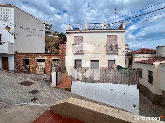 Casa adosada en Venta en CL ALAMOS en Almáchar