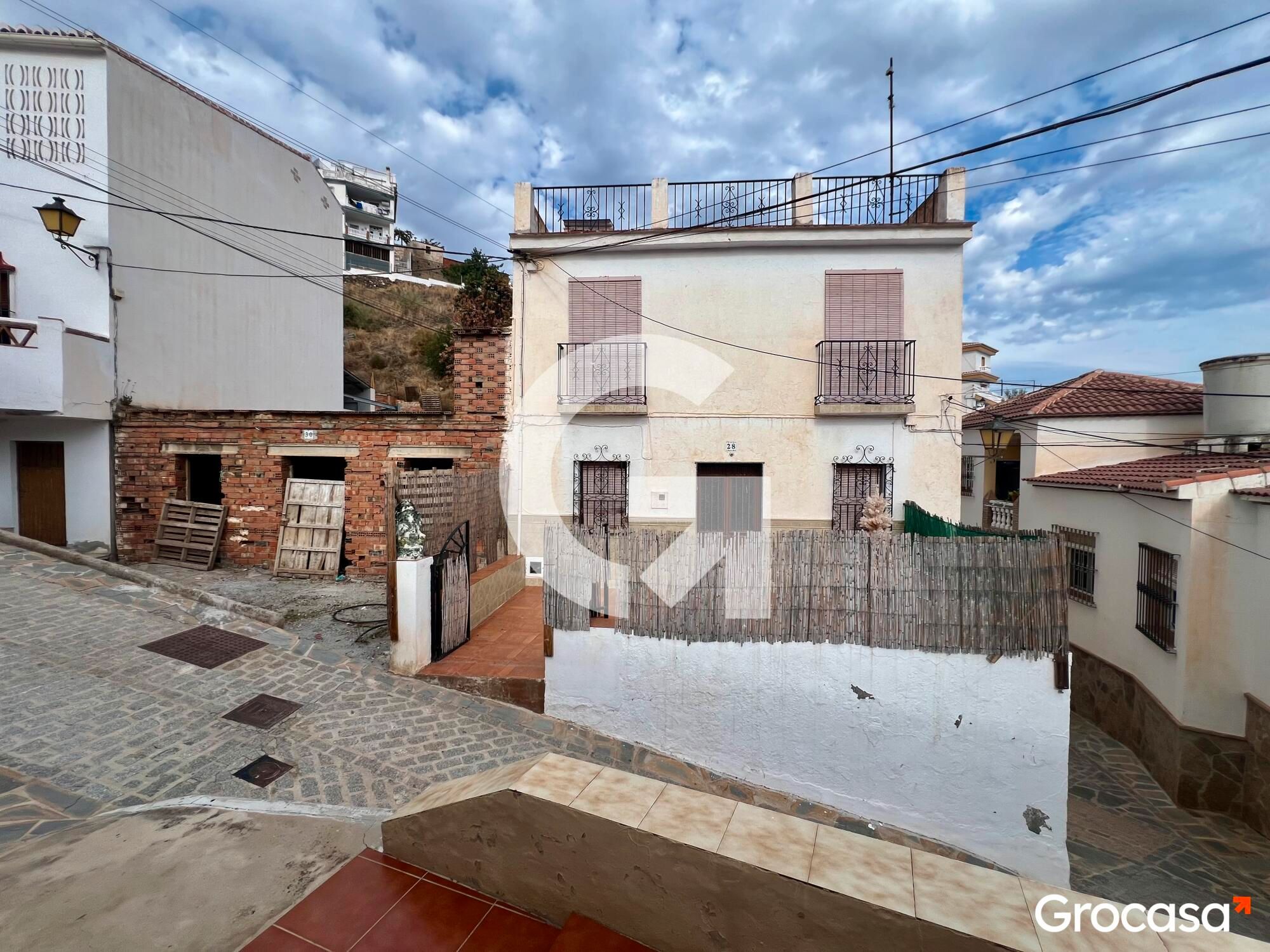 Vista exterior de Casa adosada en venta en Almáchar con Terraza, Trastero y Balcón