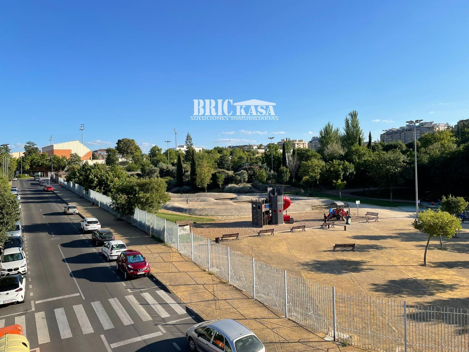 Vista exterior de Pis de lloguer en Cáceres Capital amb Aire condicionat i Moblat