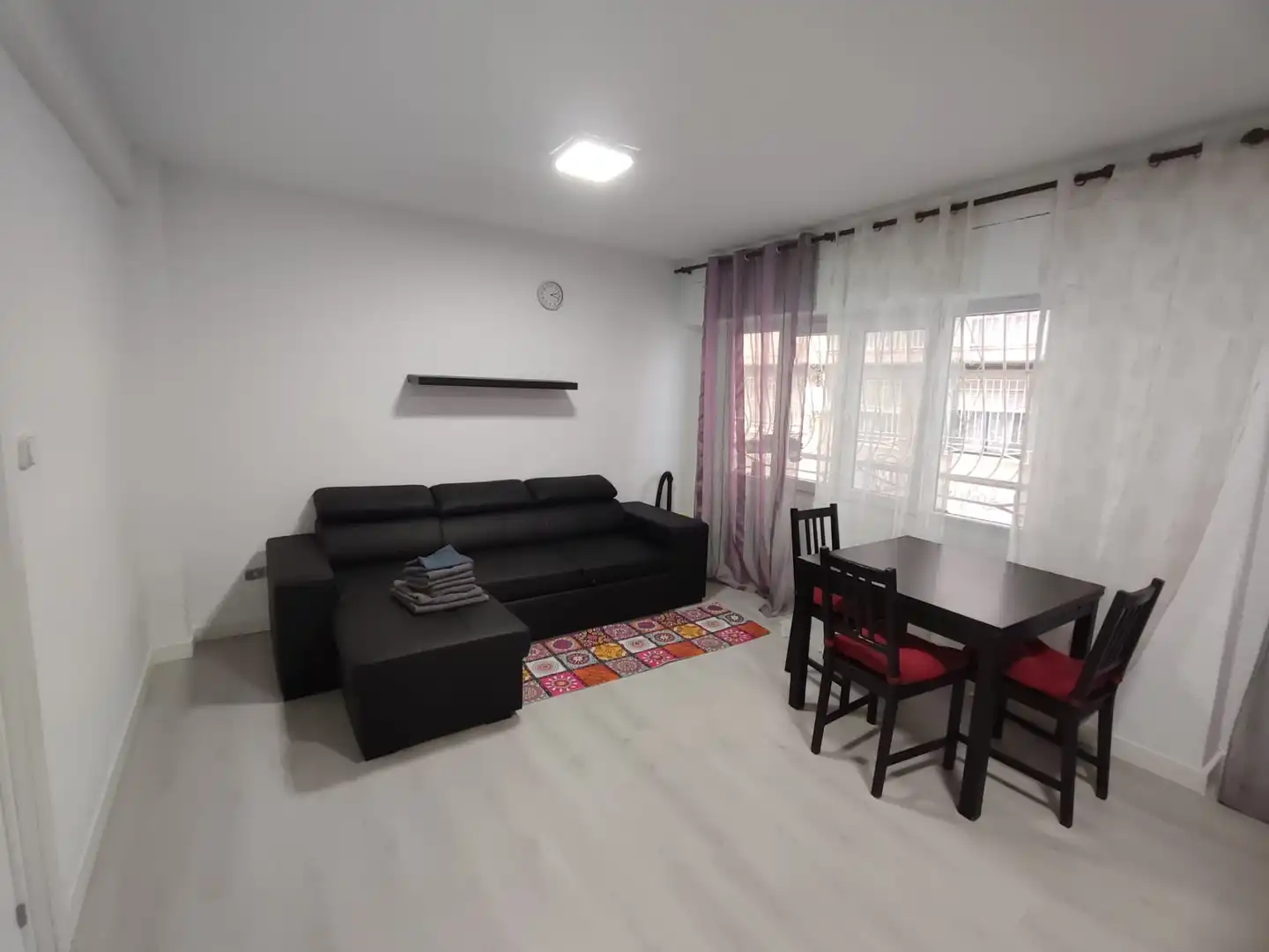 Living room of Flat for sale in Alicante / Alacant  with Furnished