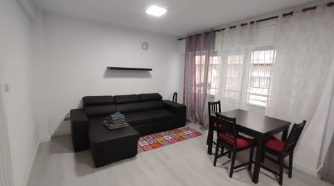 Foto 2 de Piso en venta en Calle Pradilla, Carolinas Altas, Alicante / Alacant