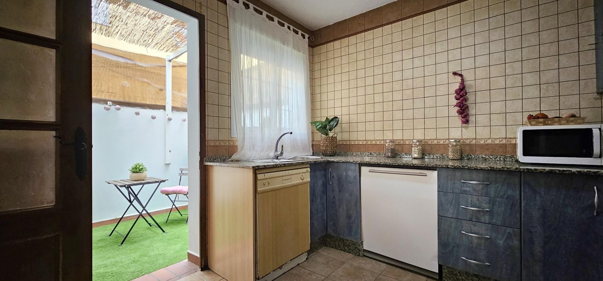 Cuina de Casa adosada en venda en Chiclana de la Frontera