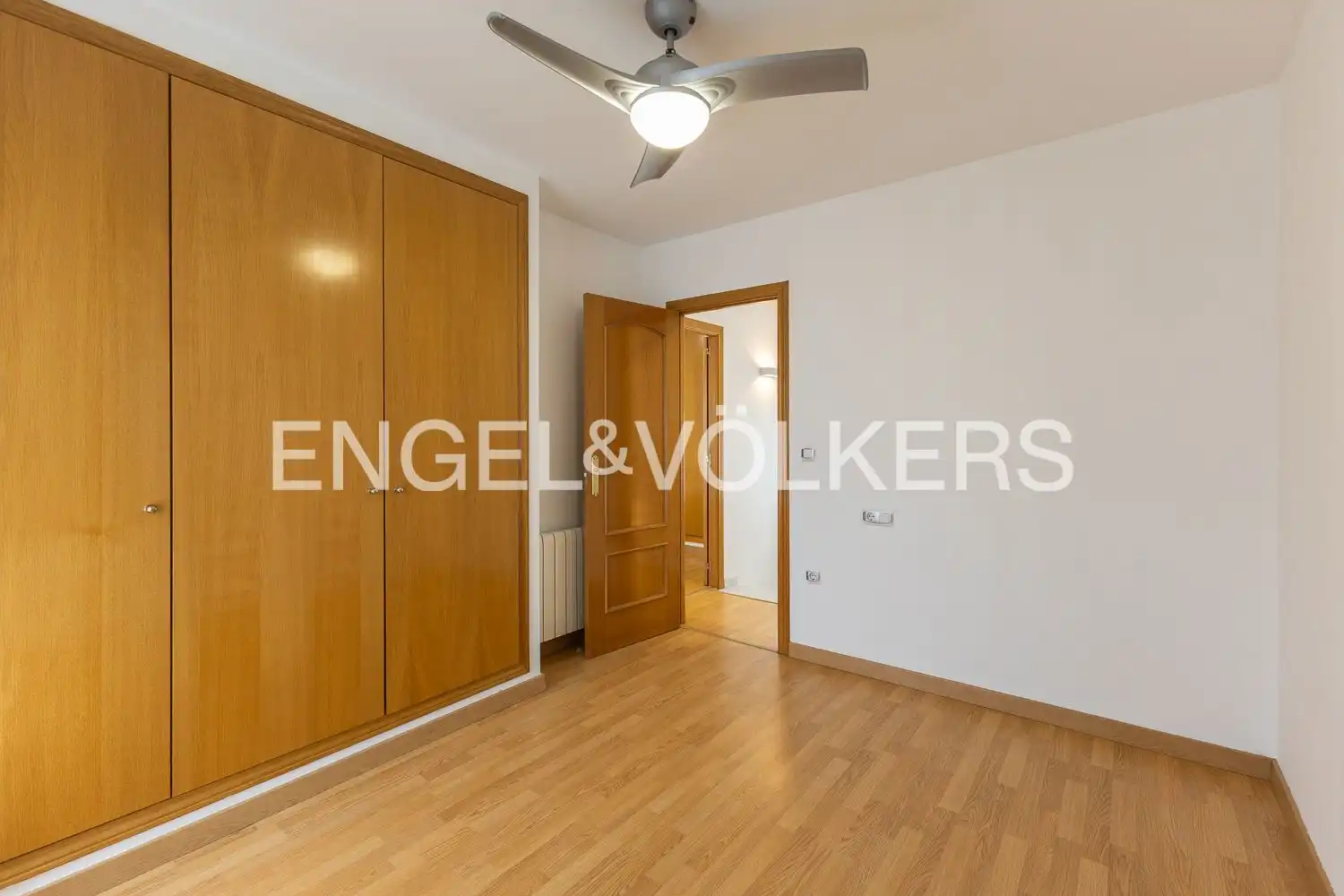 Habitación de Ático de alquiler en Sagunto / Sagunt con Aire acondicionado, Calefacción y Terraza