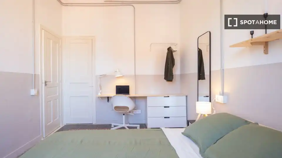 Habitación de Piso para compartir en Barcelona con Aire acondicionado, Calefacción y Terraza