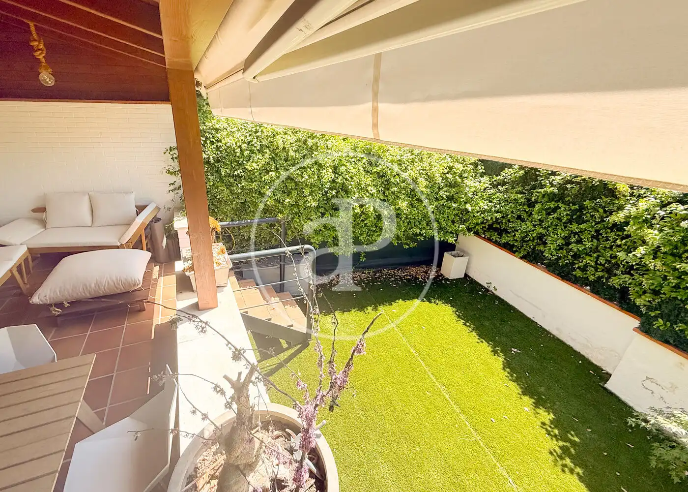 Terrassa de Casa adosada en venda en Club de Campo amb Aire condicionat, Calefacció i Jardí privat