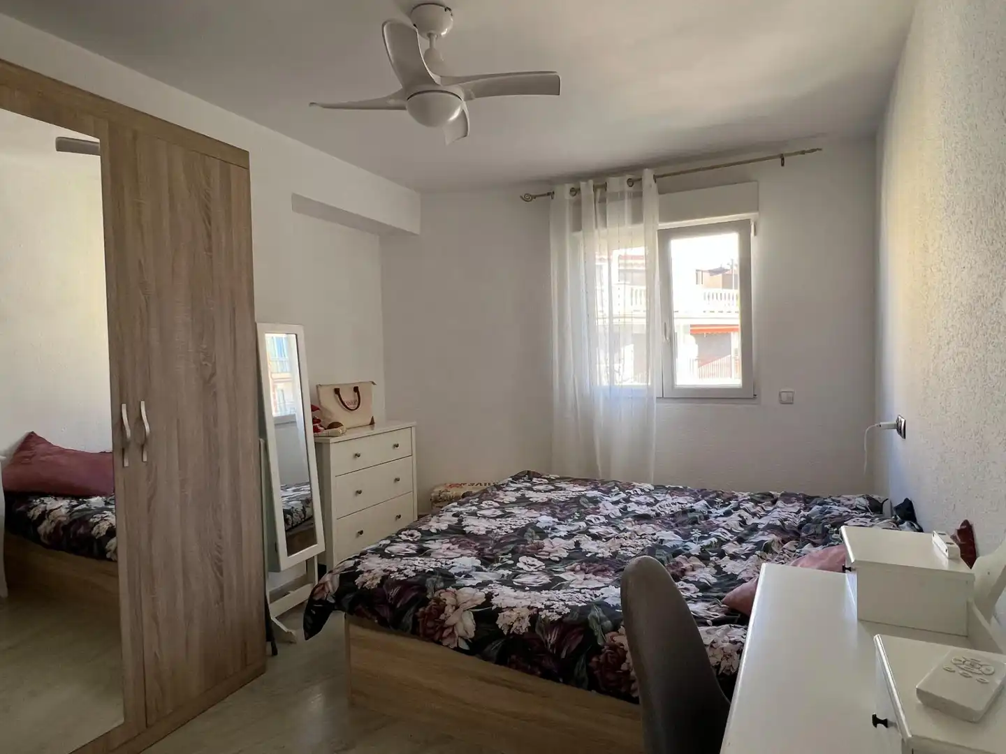 Habitación de Apartamento en venta en Calpe / Calp con Calefacción, Terraza y Amueblado