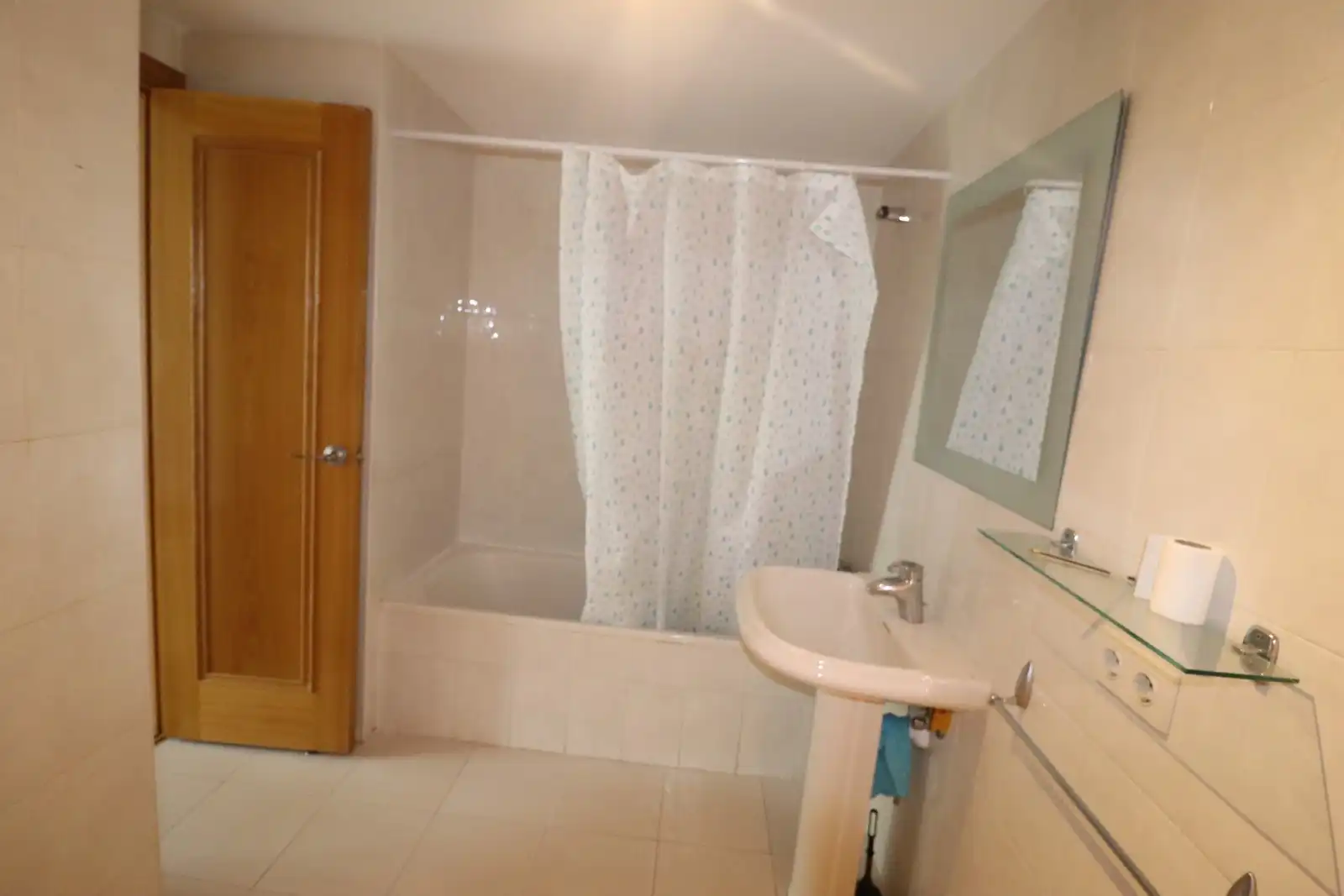 Baño de Piso de alquiler en  Palma de Mallorca con Aire acondicionado, Parquet y Terraza