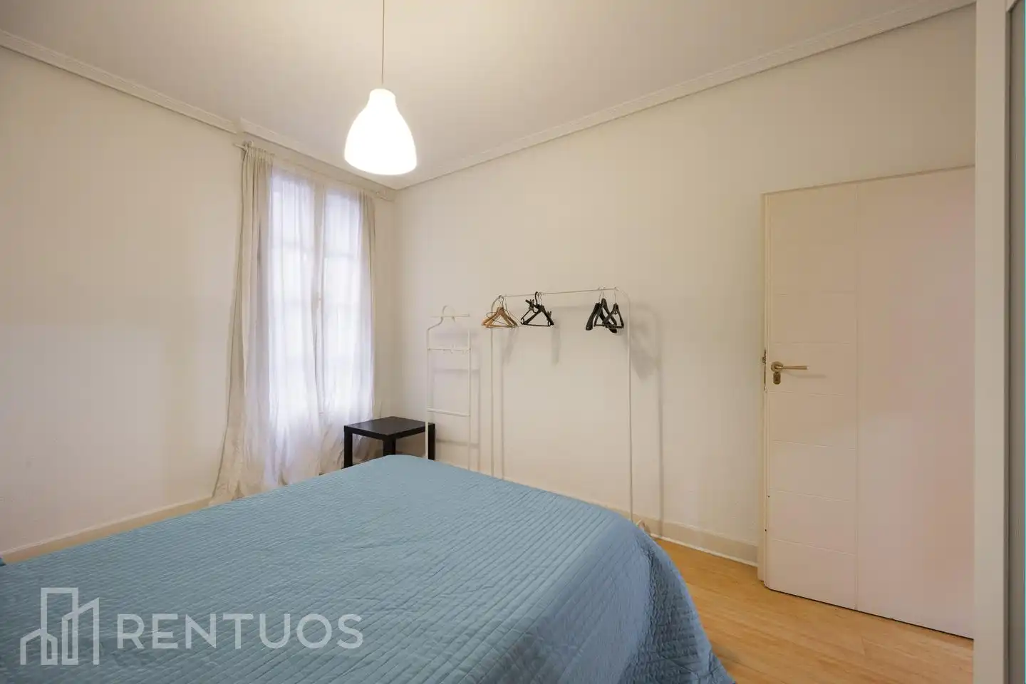 Schlafzimmer von Erdgeschoss zur Miete in Madrid mit Heizung und Möbliert