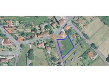 Terreno residenziale in vendita a Avenida Maestro M Gomez Lorenzo 0