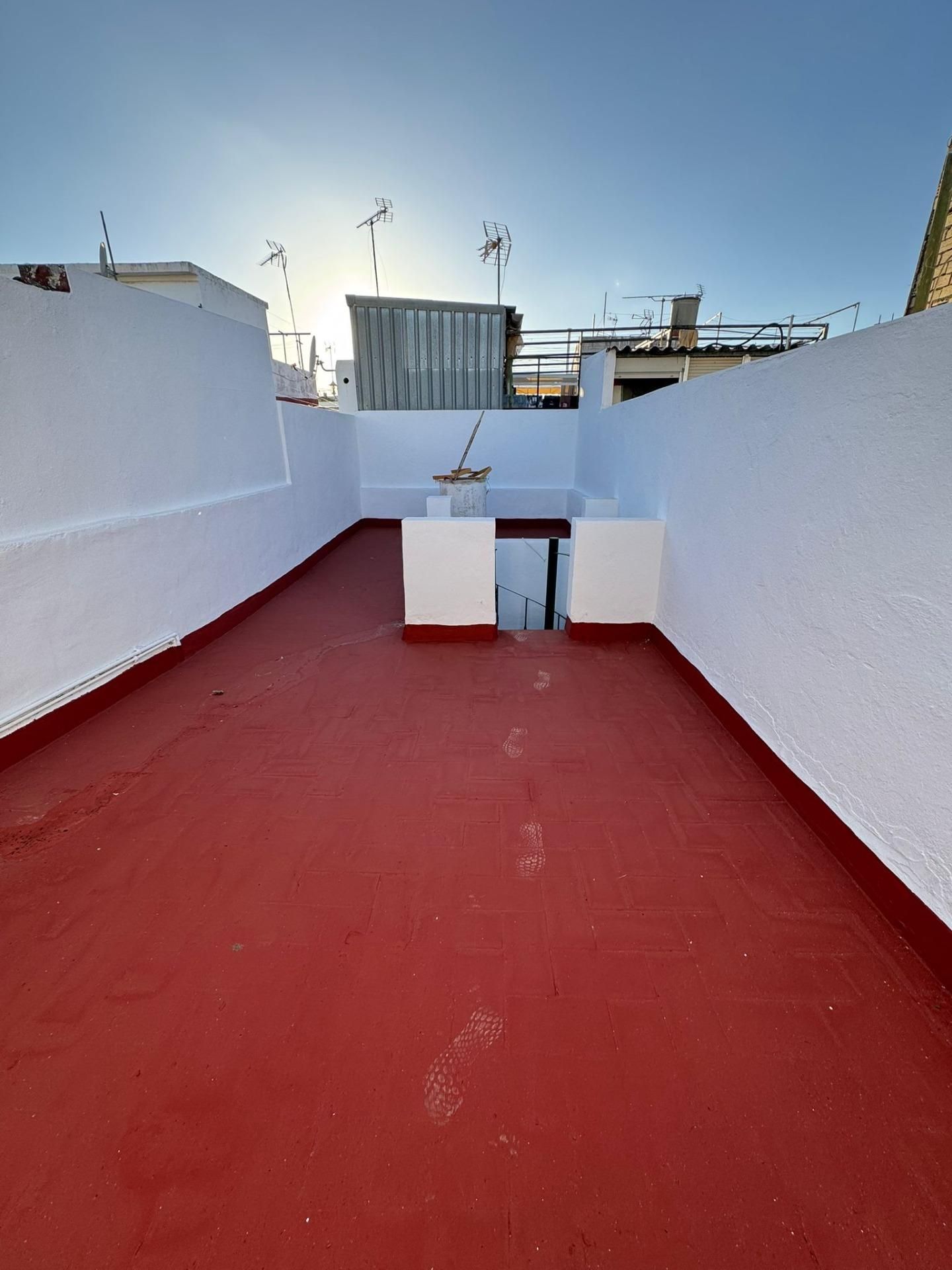 Casa adosada en venta en Alcalá del Río con Terraza