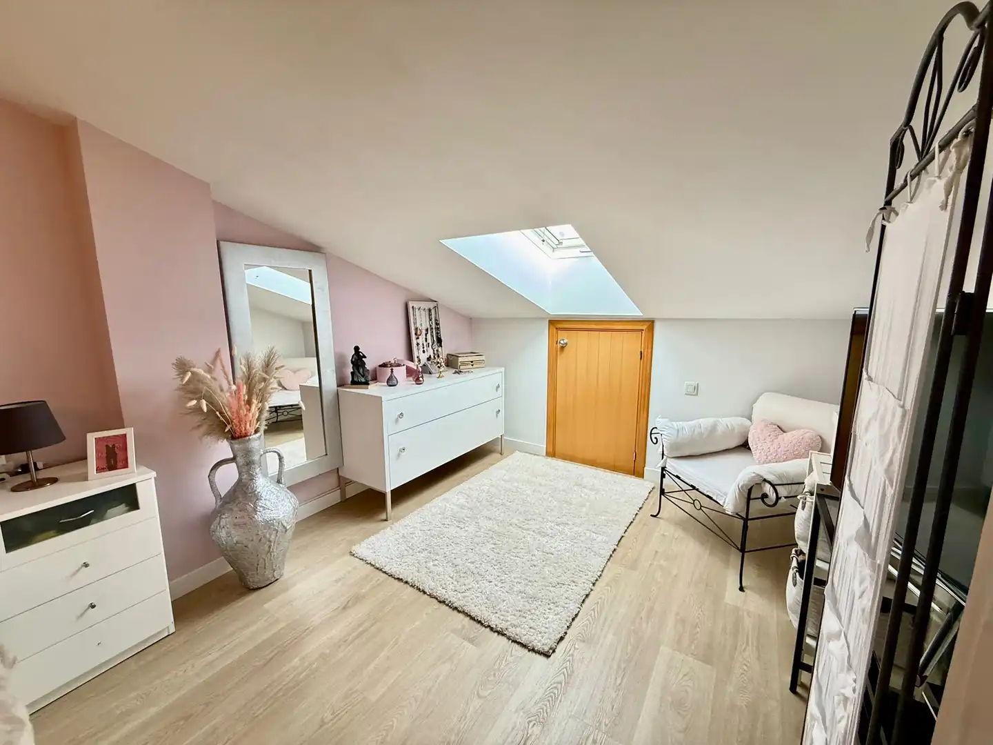 Habitación de Dúplex en venta en Cornellà de Llobregat con Balcón