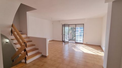 Foto 4 von Einfamilien-Reihenhaus zum Verkauf in Villanueva de Gállego, Zaragoza