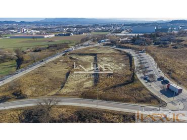 Residential land to rent in Gurb