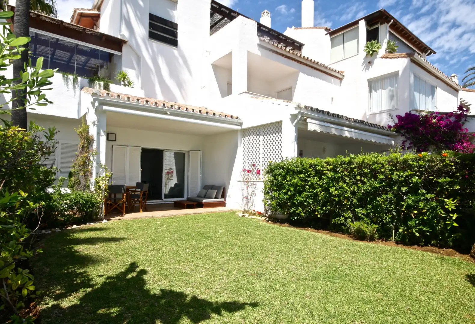 Jardí de Casa adosada de lloguer en Marbella amb Aire condicionat, Calefacció i Jardí privat